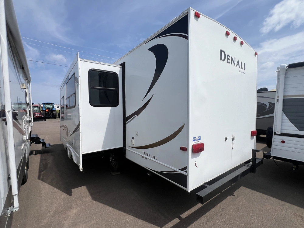 2011 Dutchmen Denali 262rb alt