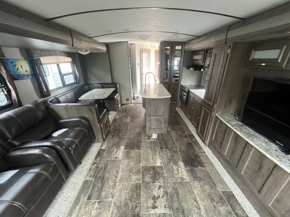 2019 Keystone Rv Passport Elite 31 Ri alt