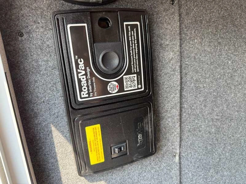 Jayco Pinnacle 38kpts 2026 alt