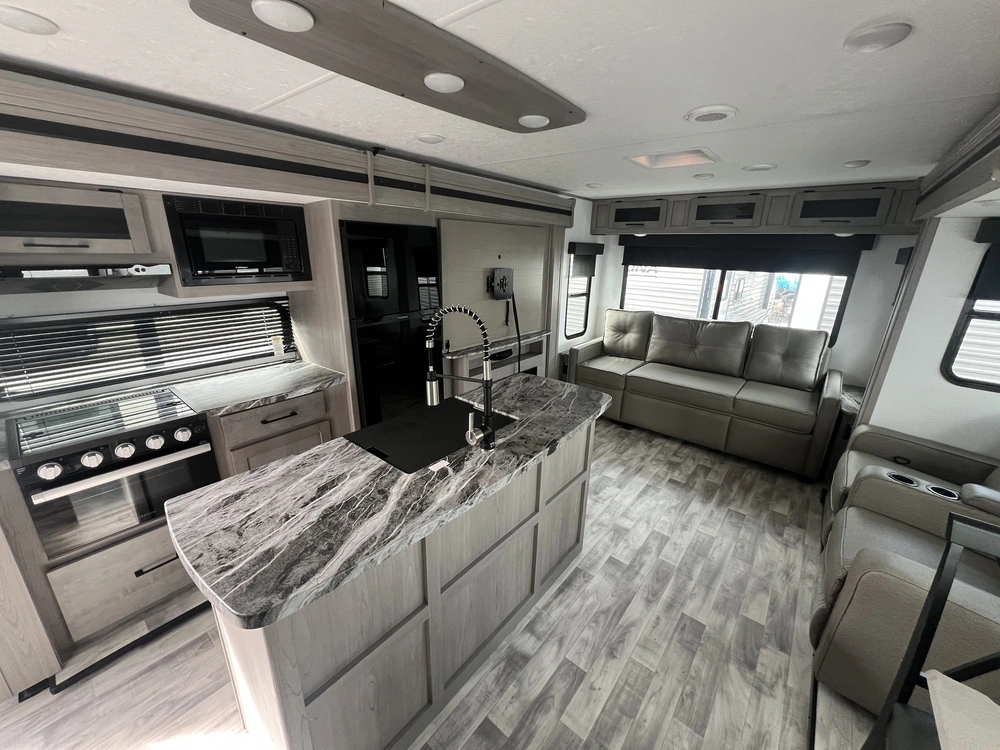 2024 Dutchmen Kodiak 3221rlsl alt