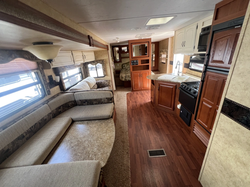 2011 Keystone Rv Outback 312bh alt