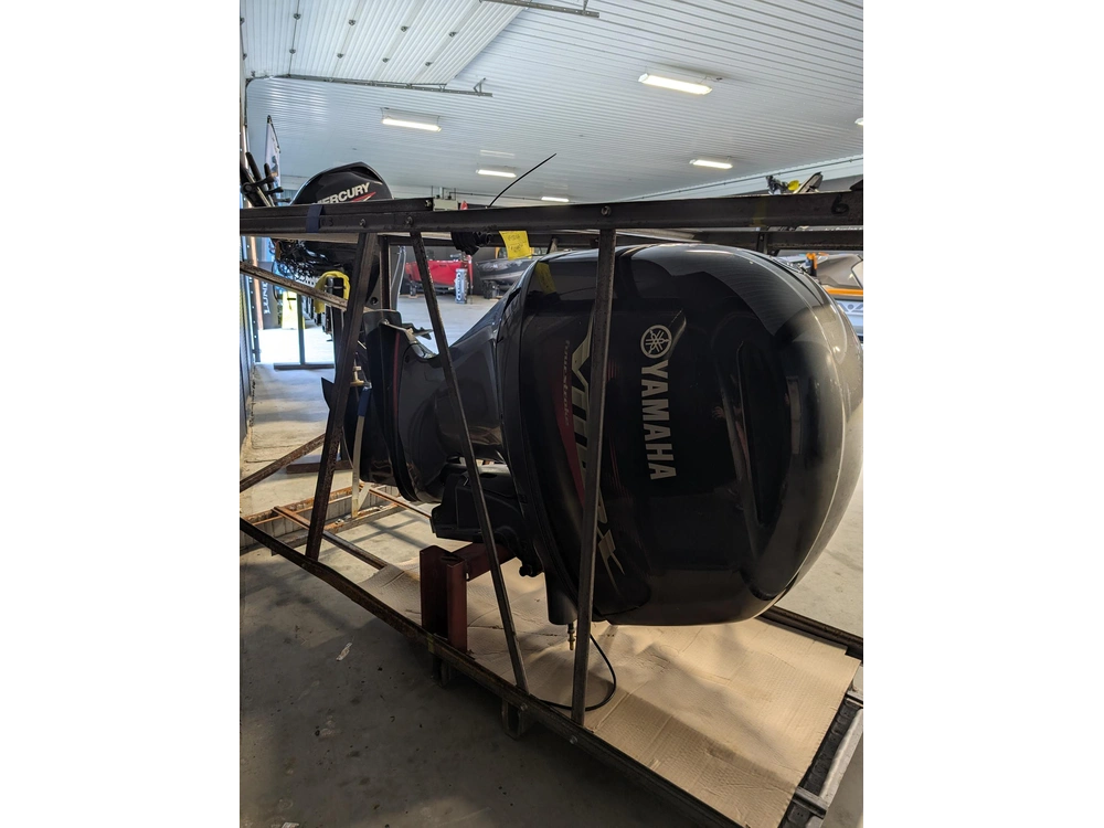 2024 Yamaha Vf150xa alt