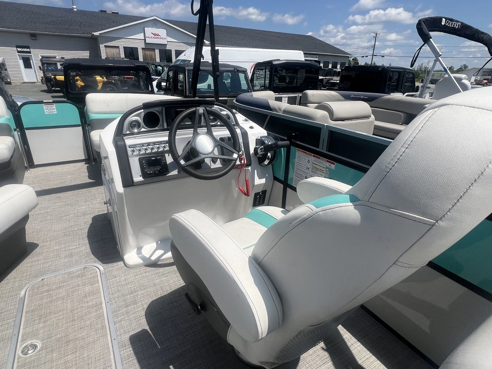 2023 South Bay Pontoon 22 Cruise Triple alt