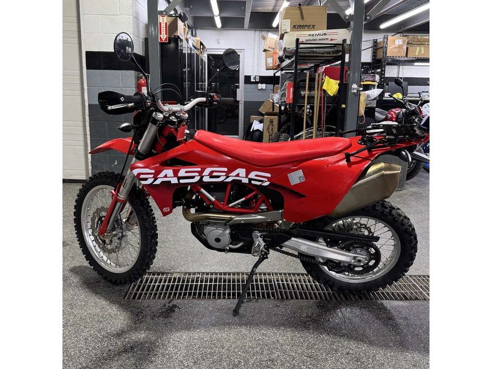 Gasgas Es 700 2023 alt