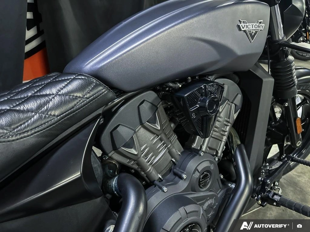 2017 Victory Motorcycles Octane 1200 alt