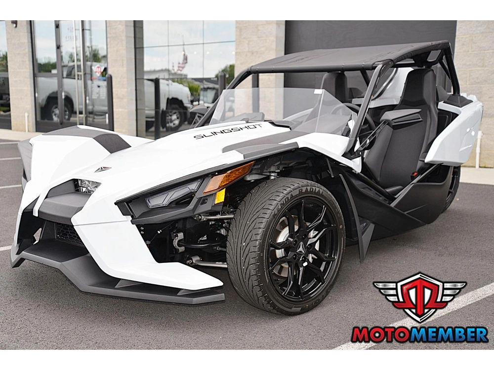 2023 Slingshot S W/ Technology Package I Manual alt