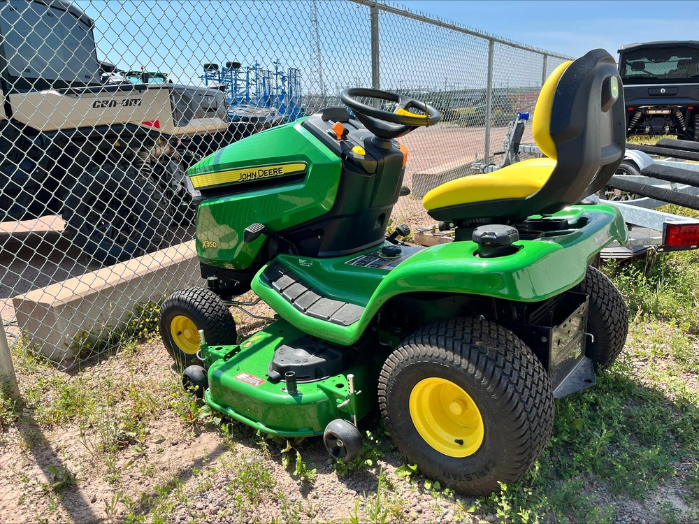 2024 John Deere X350 alt