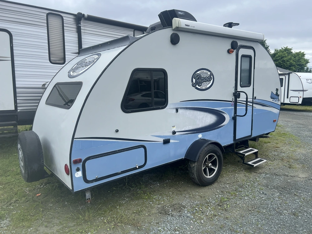 2018 Forest River R-pod Rp176 alt