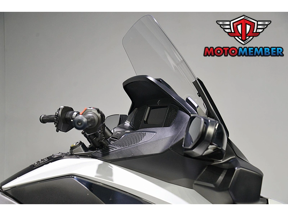 2022 Can-am Spyder Rt alt