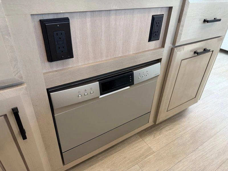 Jayco Pinnacle 38kpts 2026 alt