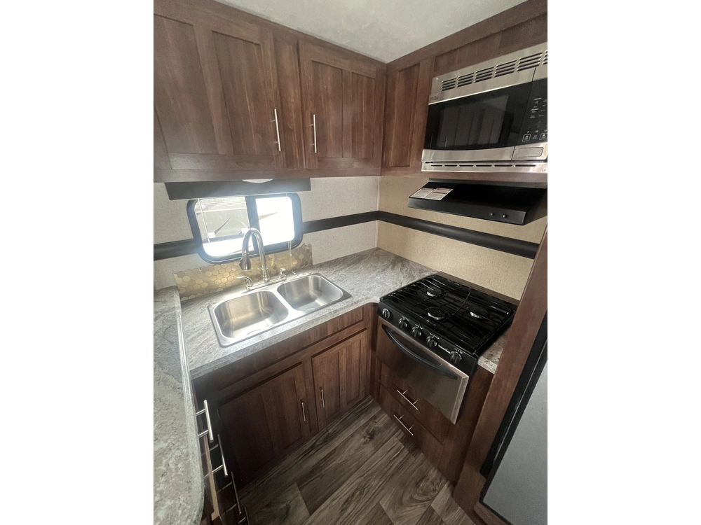 2018 Crossroads Volante 30rk alt