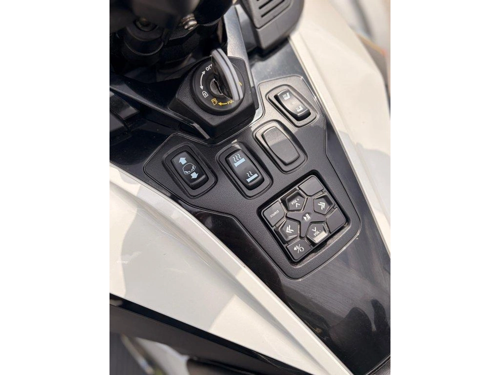 Bombardier Canam Spyder Rt Ltd 2021 alt