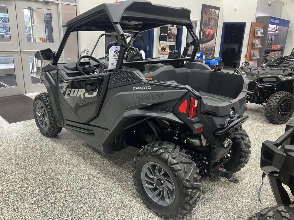 2025 Cfmoto Zforce 800 Trail alt