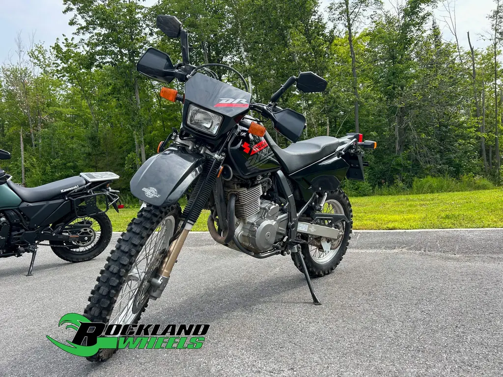 Suzuki DR650 2019