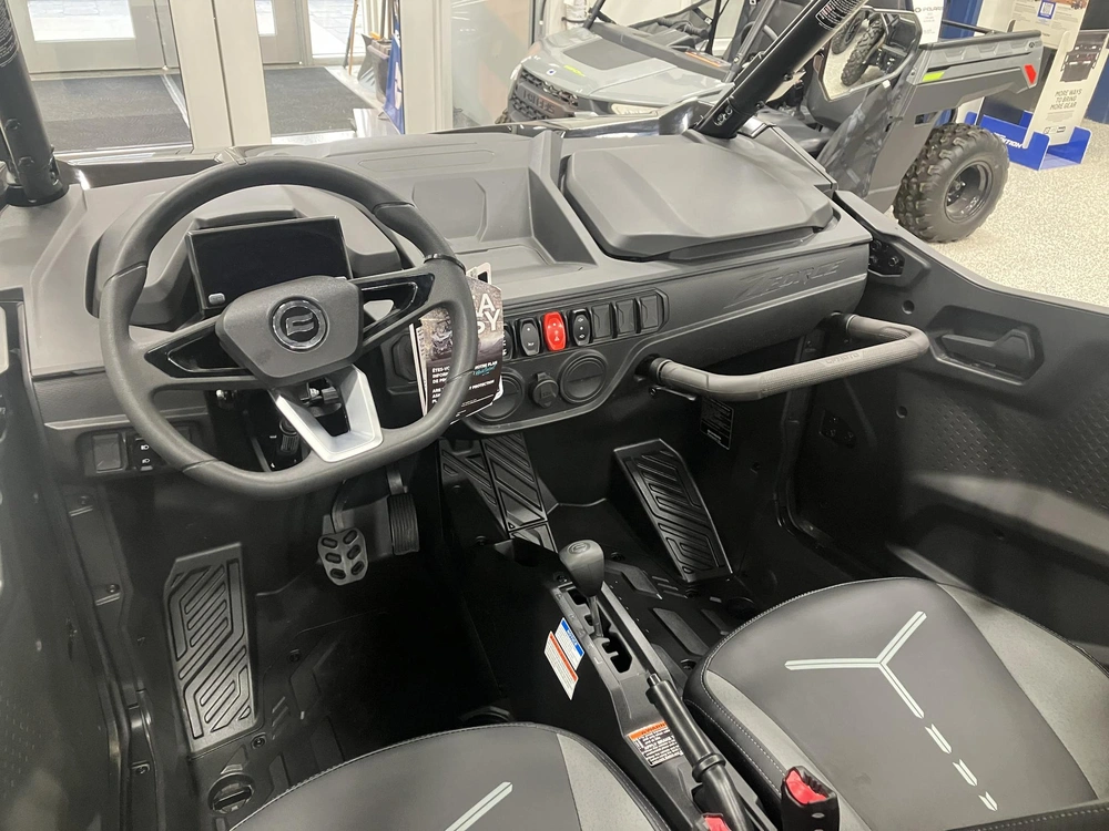 2025 Cfmoto Zforce 800 Trail alt
