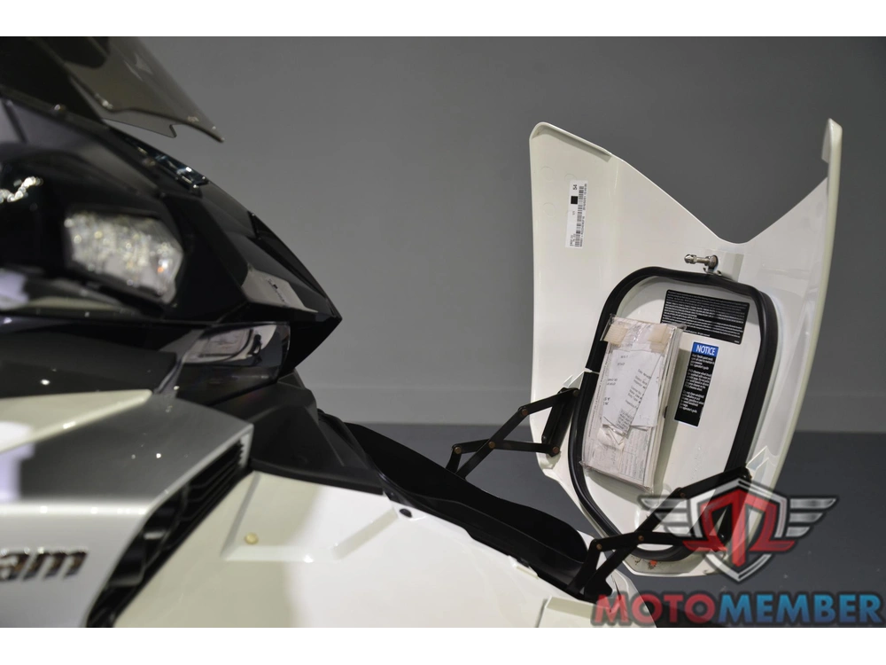 2016 Can-am Spyder F3-t Manual alt