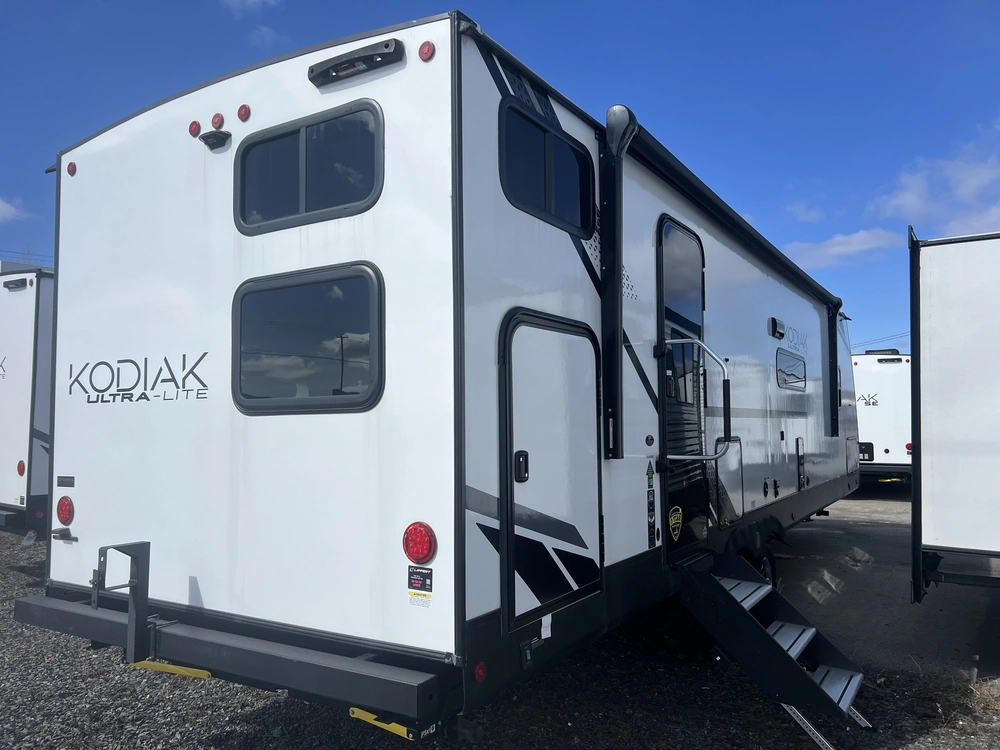 2024 Dutchmen Kodiak 302 Bh alt