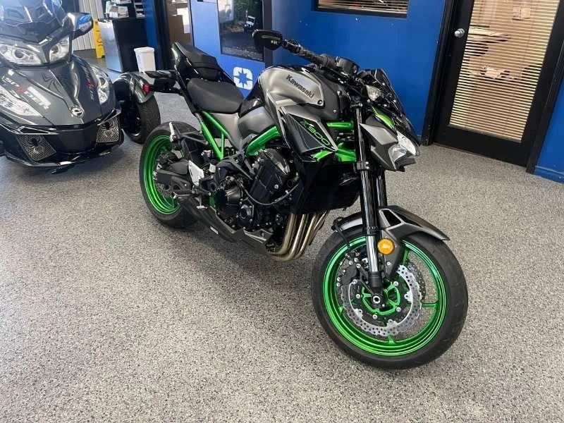 Kawasaki Kawasaki Zr900 2023 alt