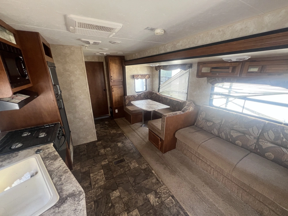 2014 Forest River Coachmen 302bhsk alt