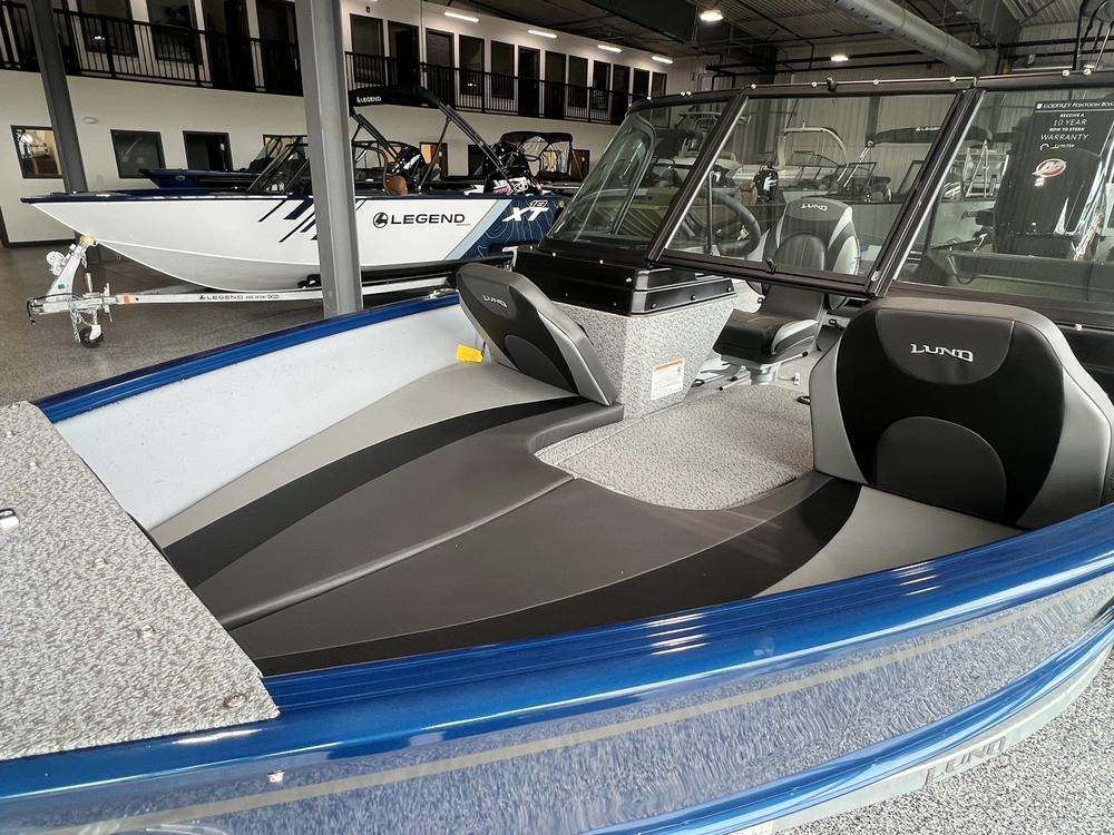 2025 Lund Boat Co 1775 Adventurer (z17ad) alt