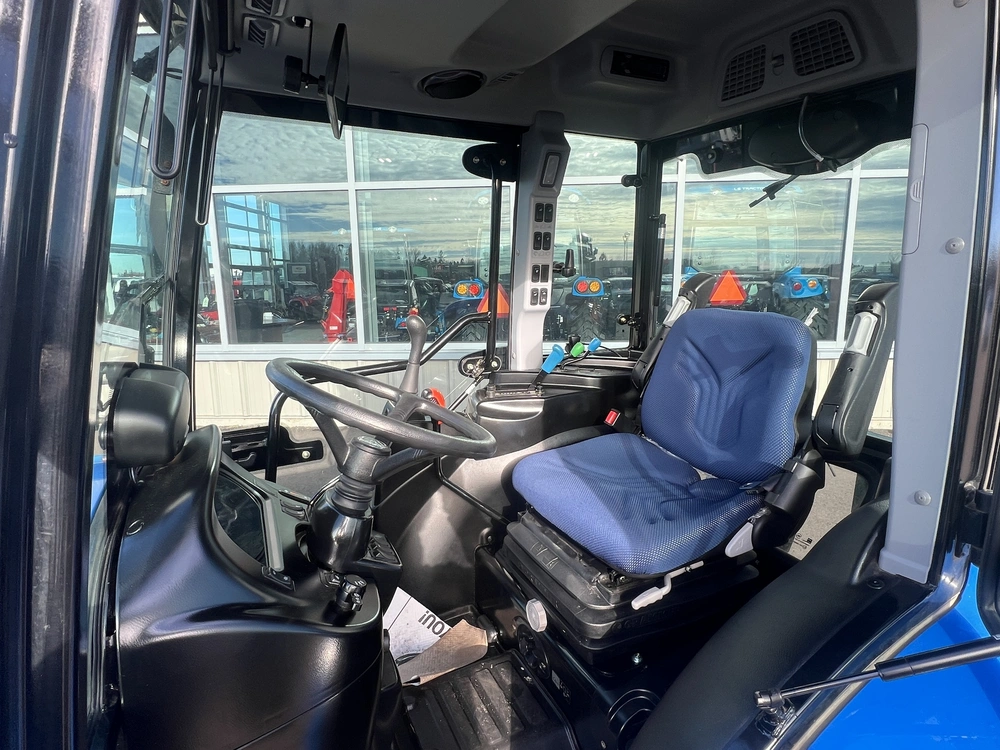 2021 New Holland Boomer 50 alt