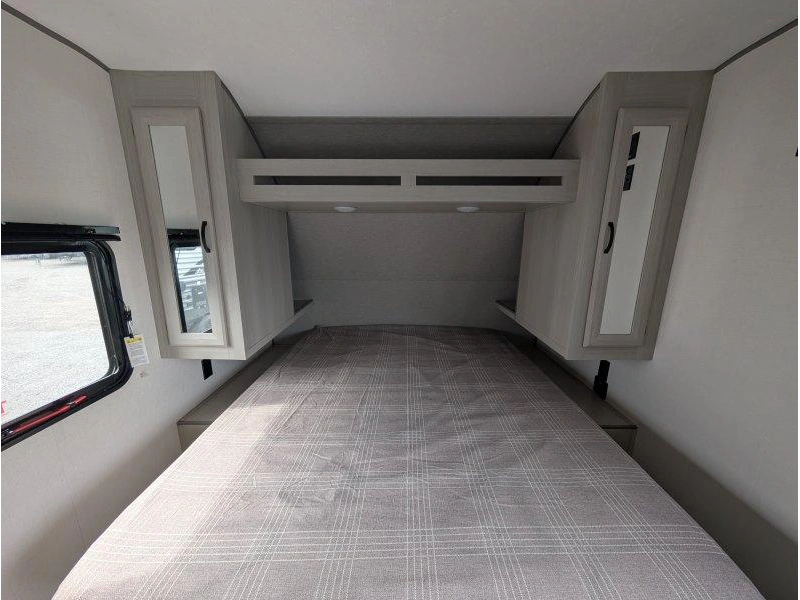 2027 Coachmen Catalina 154rbx alt