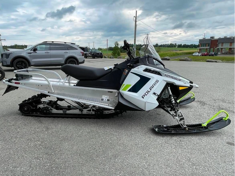 Polaris 550 Voyageur 155 Es S25cff5tsl 2025 alt