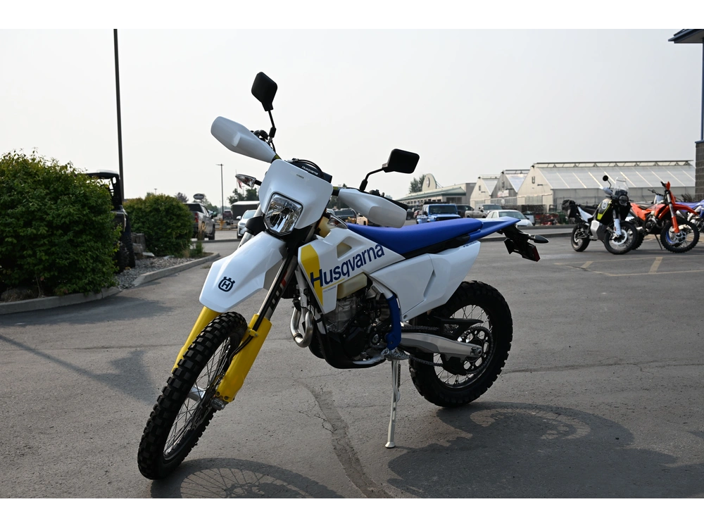 2027 Husqvarna Fe 350s alt