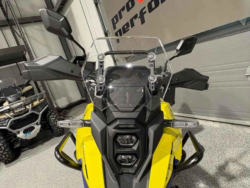 Suzuki V-strom 800de Aventure 2026 alt