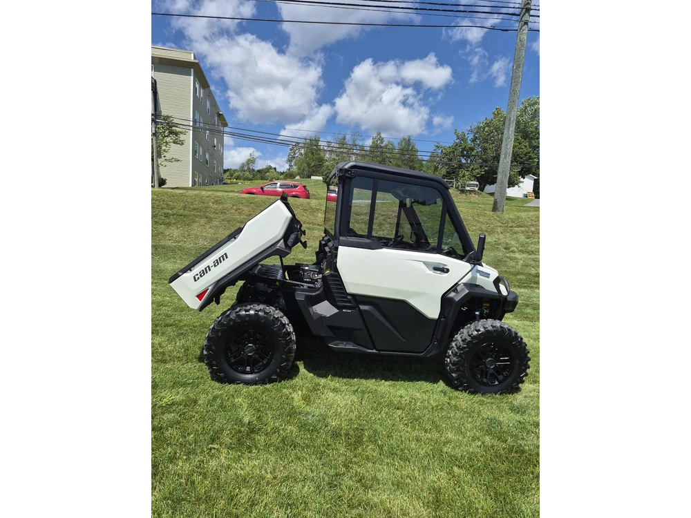 2026 Can-am Defender Limited Cab Hd11 alt