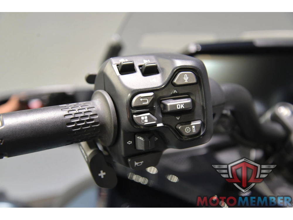 2025 Can-am Spyder F3-t Rotax 1330 Ace alt