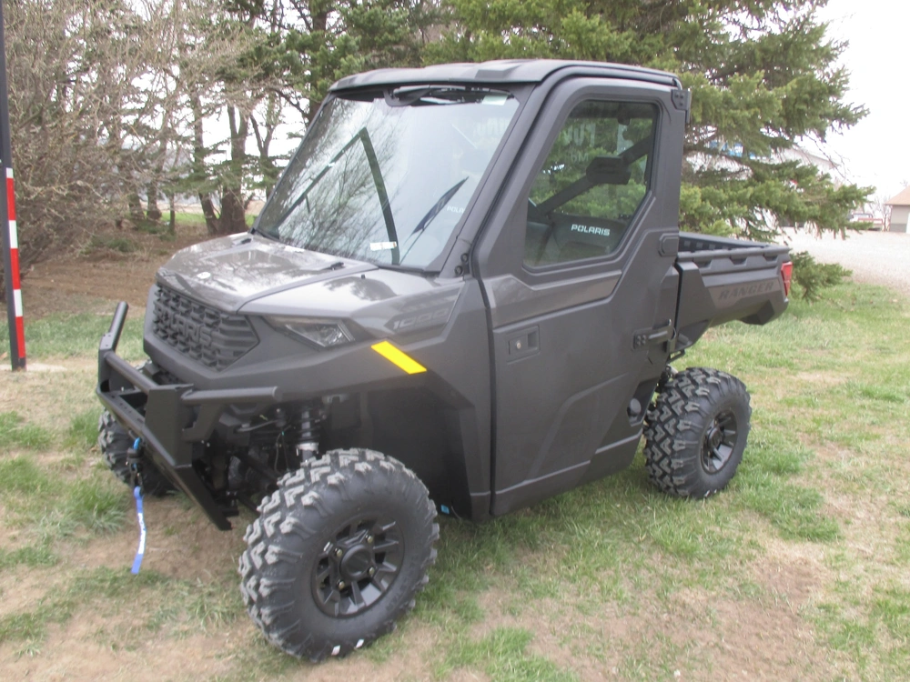 2026 Polaris Ranger 1000 Cab - Granite Gray alt