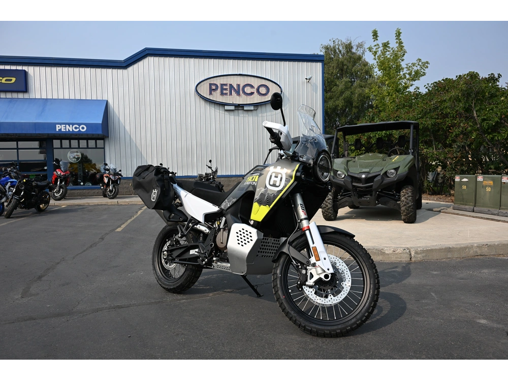 2027 Husqvarna Norden 901 alt