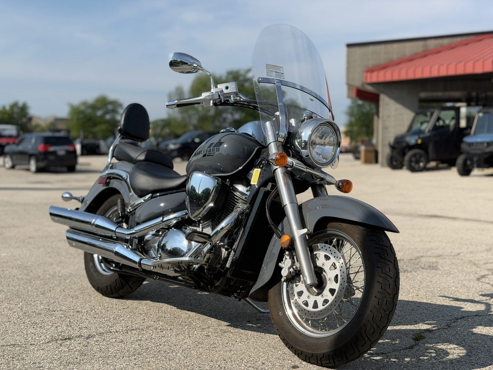 2021 Suzuki Boulevard C50 alt