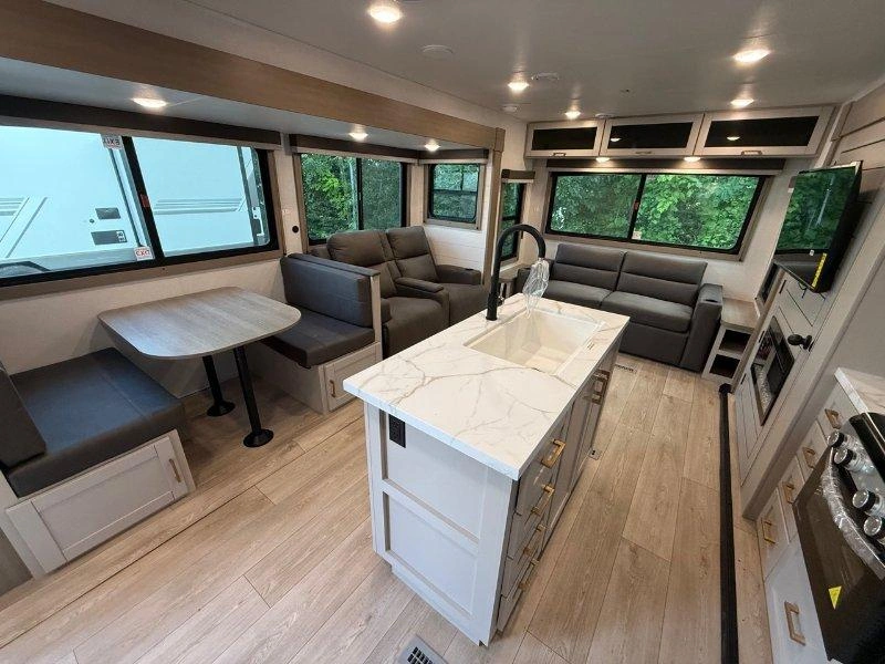 Jayco Jayflight 290rls 2027 alt