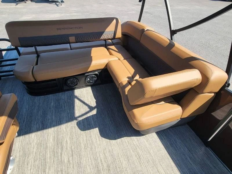 Bennington Marine M22 Swingback 3t/yamaha F150 2027 alt