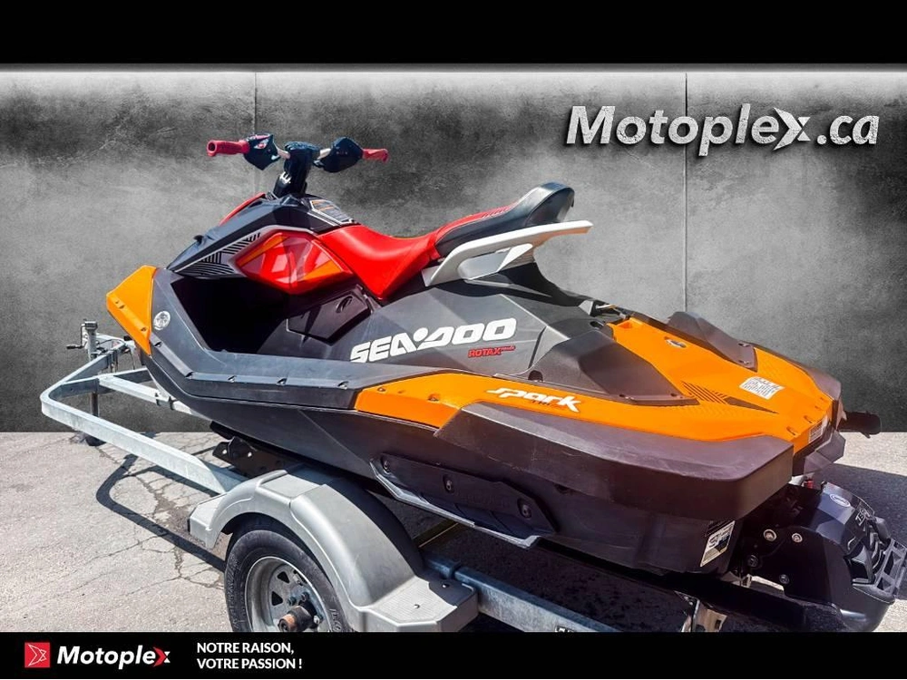 2019 Sea-doo Spark Trixx alt