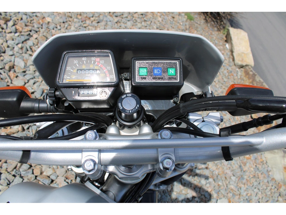 2027 Yamaha Tw200 alt