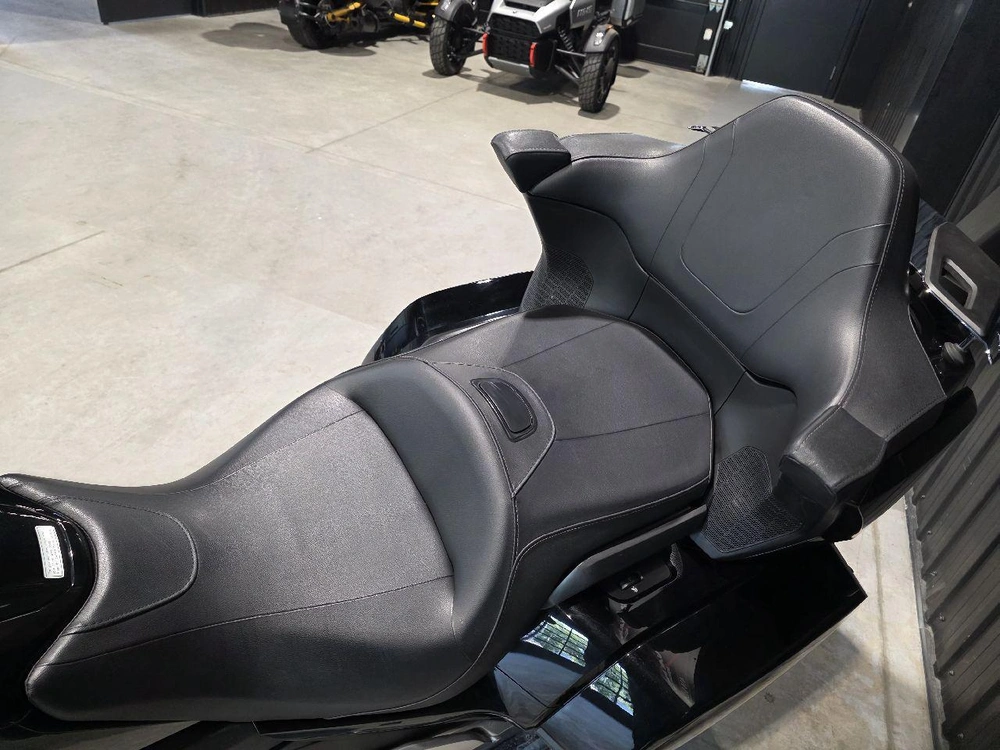 Honda Goldwing Tour Dct Gl1800d 2019 alt