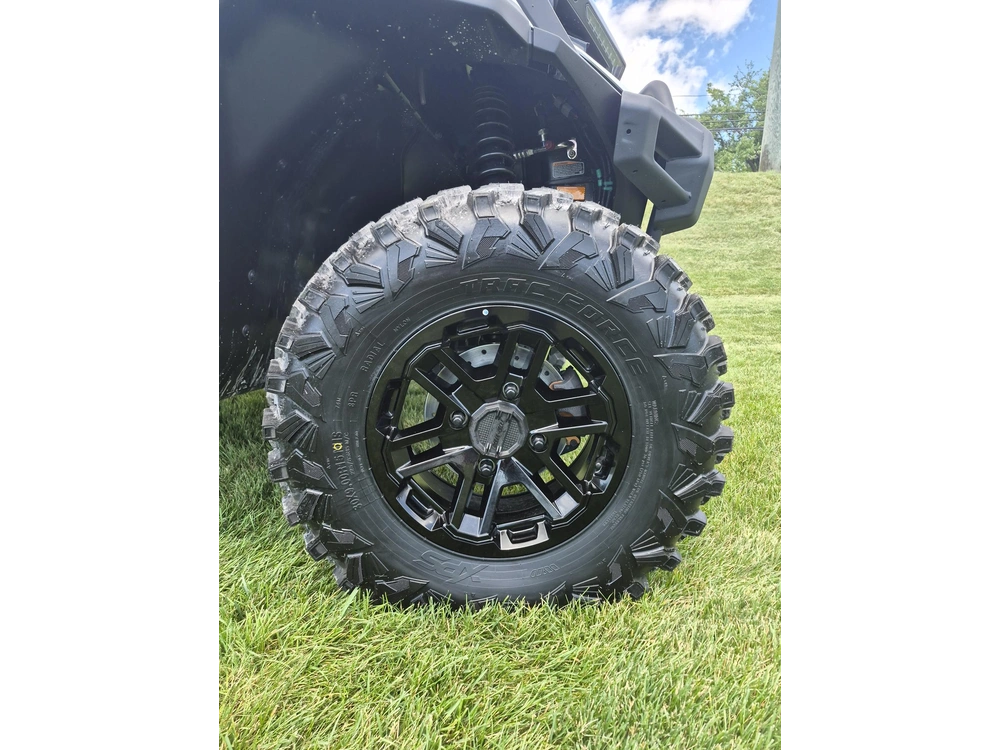 2026 Can-am Defender Limited Cab Hd11 alt
