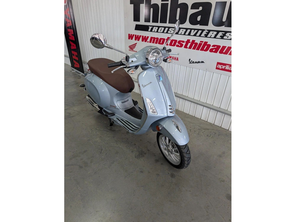 Vespa Primavera 50 2023 alt