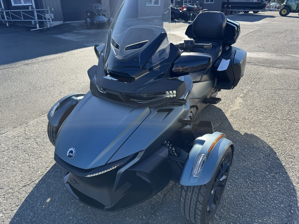 Can-am Rt Limited 2025 alt