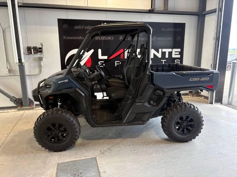 Can-am Defender Xt Hd11 With 10.25 In. Infotainment 2026 alt
