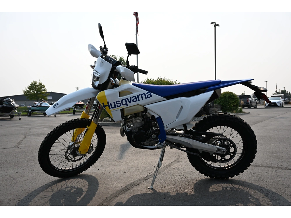 2027 Husqvarna Fe 350s alt