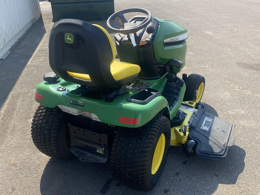 2014 John Deere X320 alt