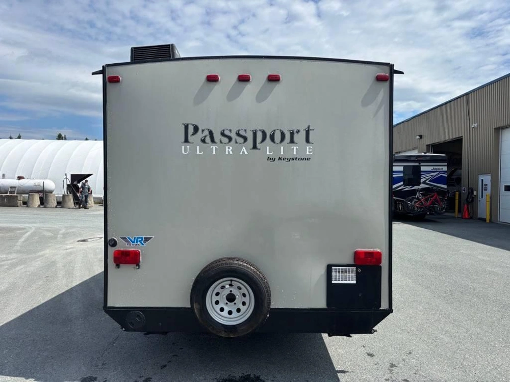 Keystone Rv Passport Ultra Lite 238ml 2017 alt