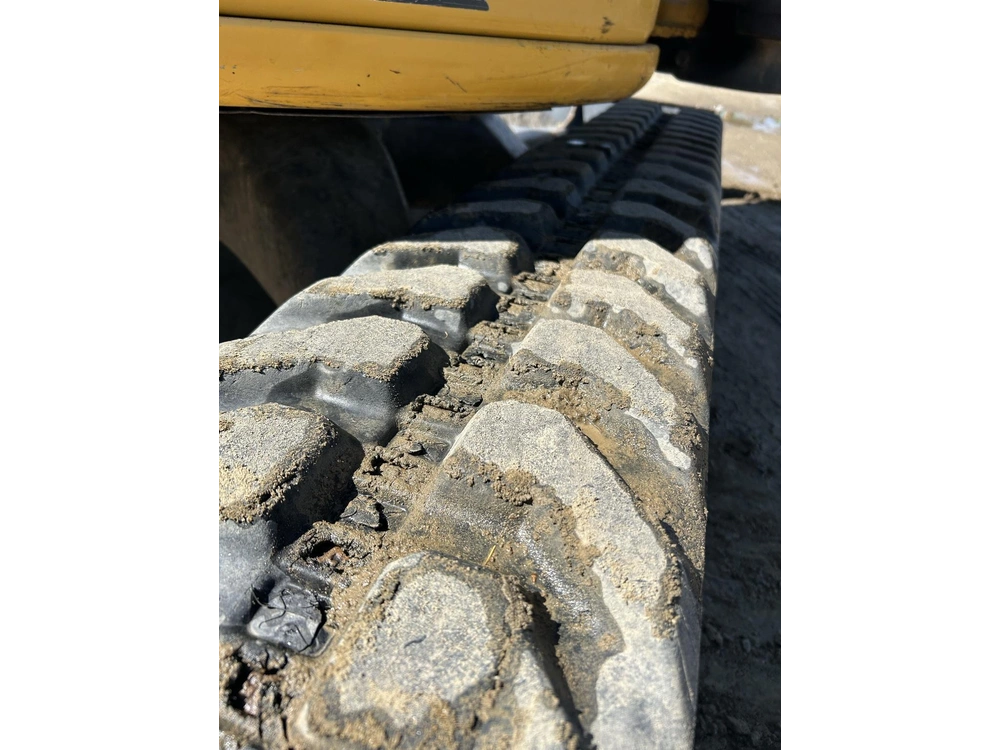 2023 John Deere 35g alt