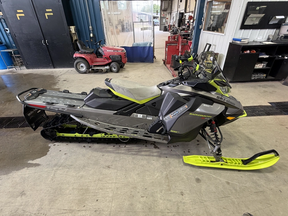 Ski-doo Backcountry X-rs 154'' 850 E-tec 2023 alt