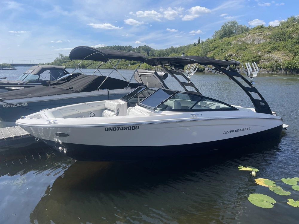 2023 Regal Ls2 Surf alt