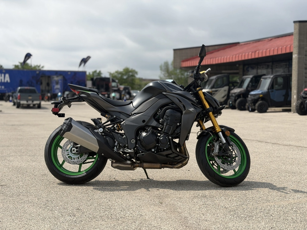 2026 Kawasaki Z1100 Se Abs alt